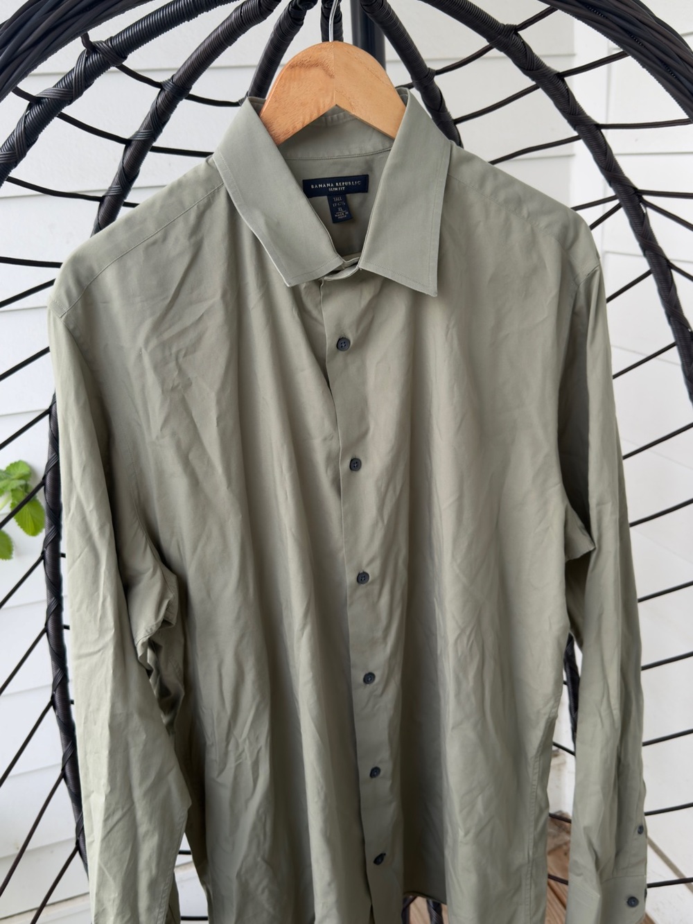 Banana Republic Men's Olive-Tone Button-Front Dress Shirt